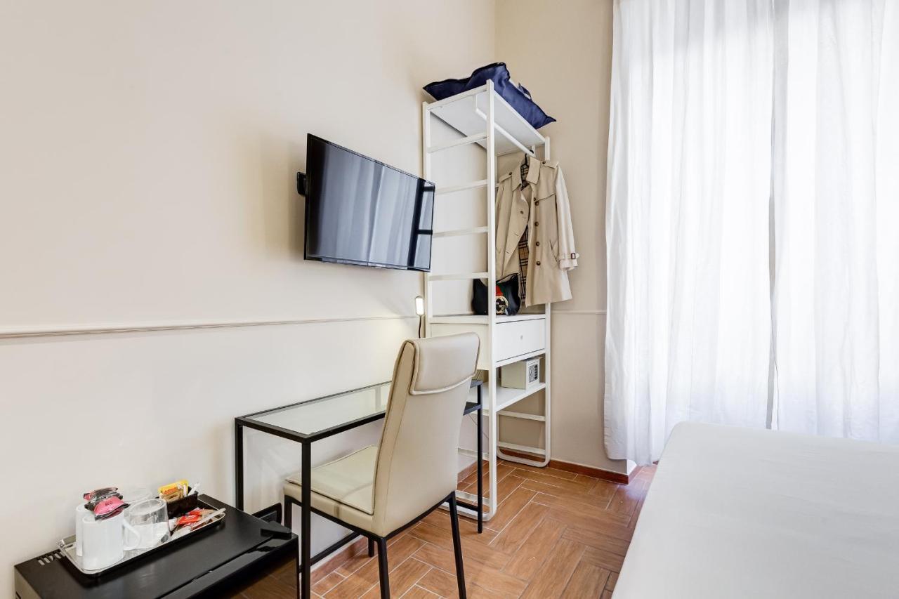 Muzio 48 Private Suites By Premium Suites Collection Rome Bagian luar foto