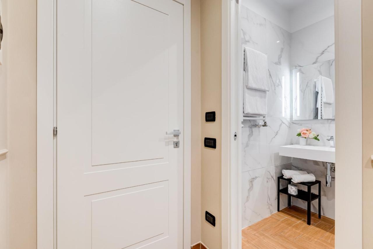 Muzio 48 Private Suites By Premium Suites Collection Rome Bagian luar foto